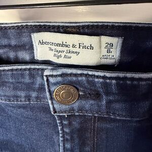 Abercrombie & Fitch The Super Skinny High Rise Jeans